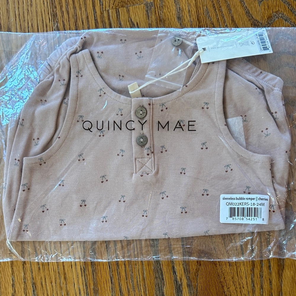 Quincy Mae ๐ cherry bubble romper -18-24mo - nwt - Picture 2 of 3